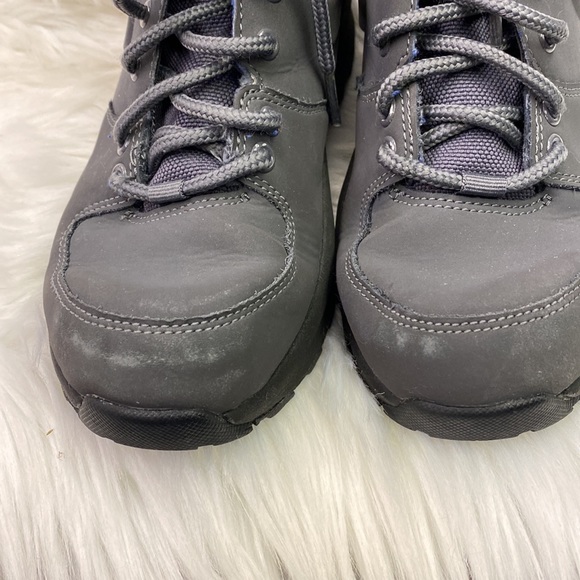 Nike #4y - Picture 5 of 13